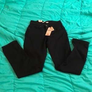 Levi’s Classic Mid Rise Skinny Jeans